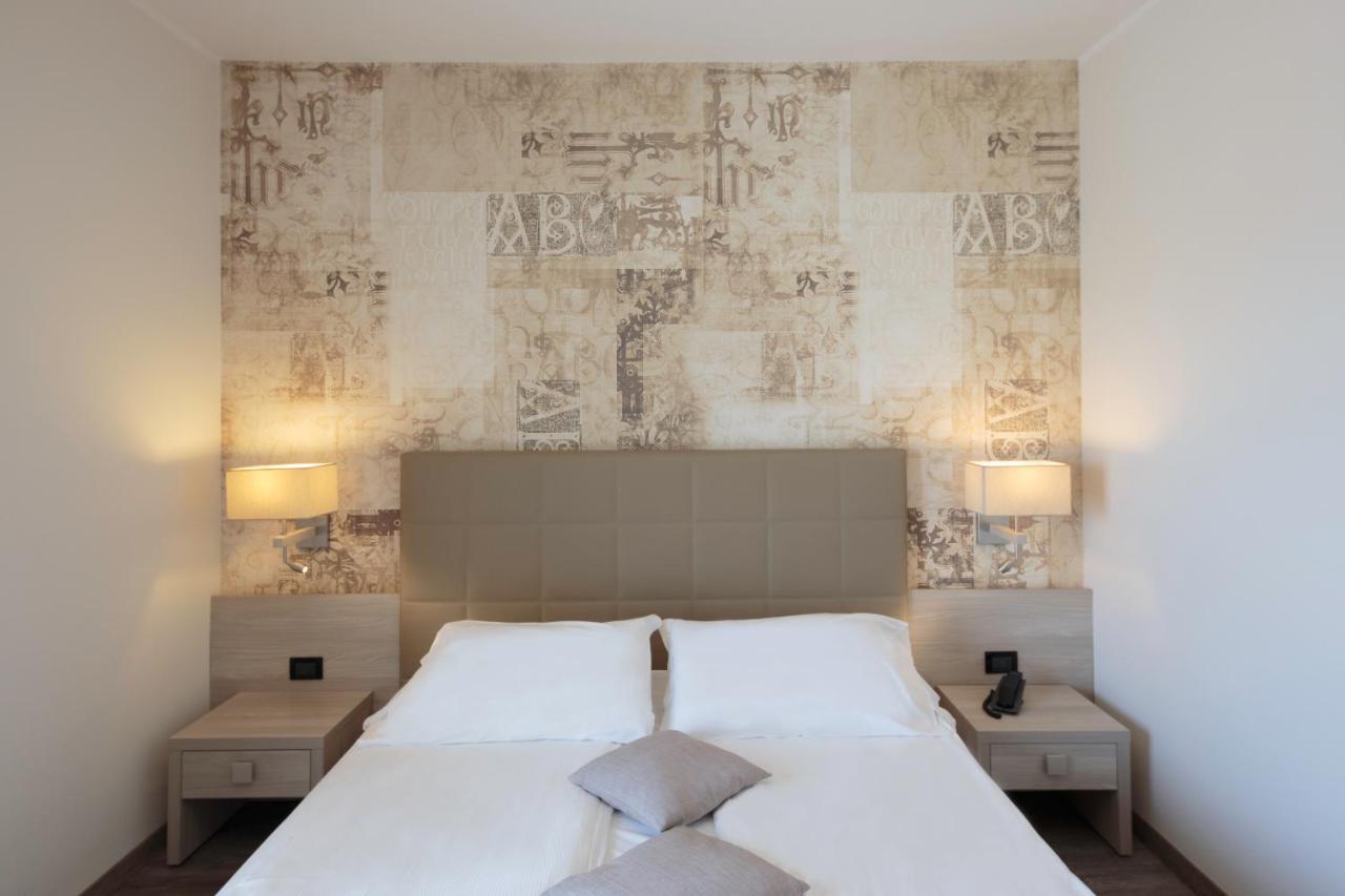 Hotel Monaco Caorle Exterior photo