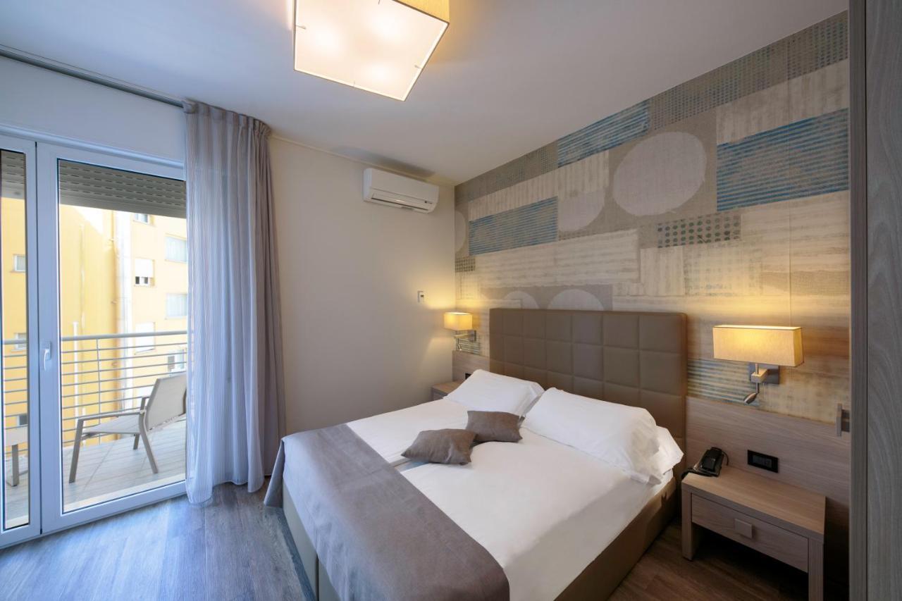 Hotel Monaco Caorle Exterior photo
