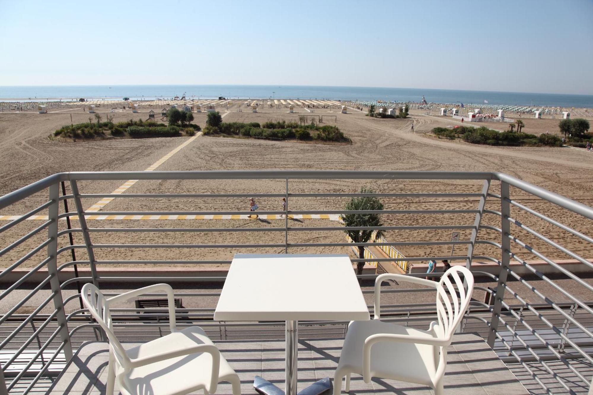 Hotel Monaco Caorle Room photo